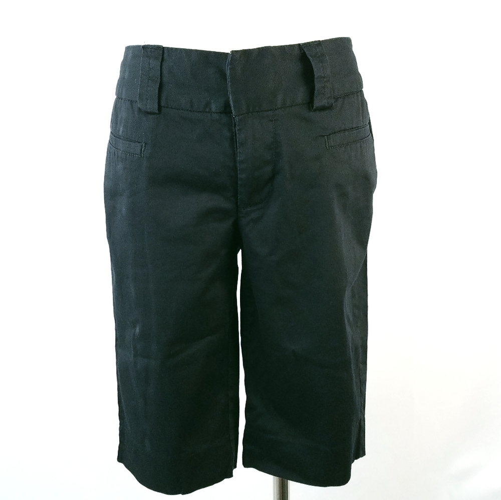 Ana Black Shorts Bermuda Length Women's Size 4 97%Cotton 3% Spandex